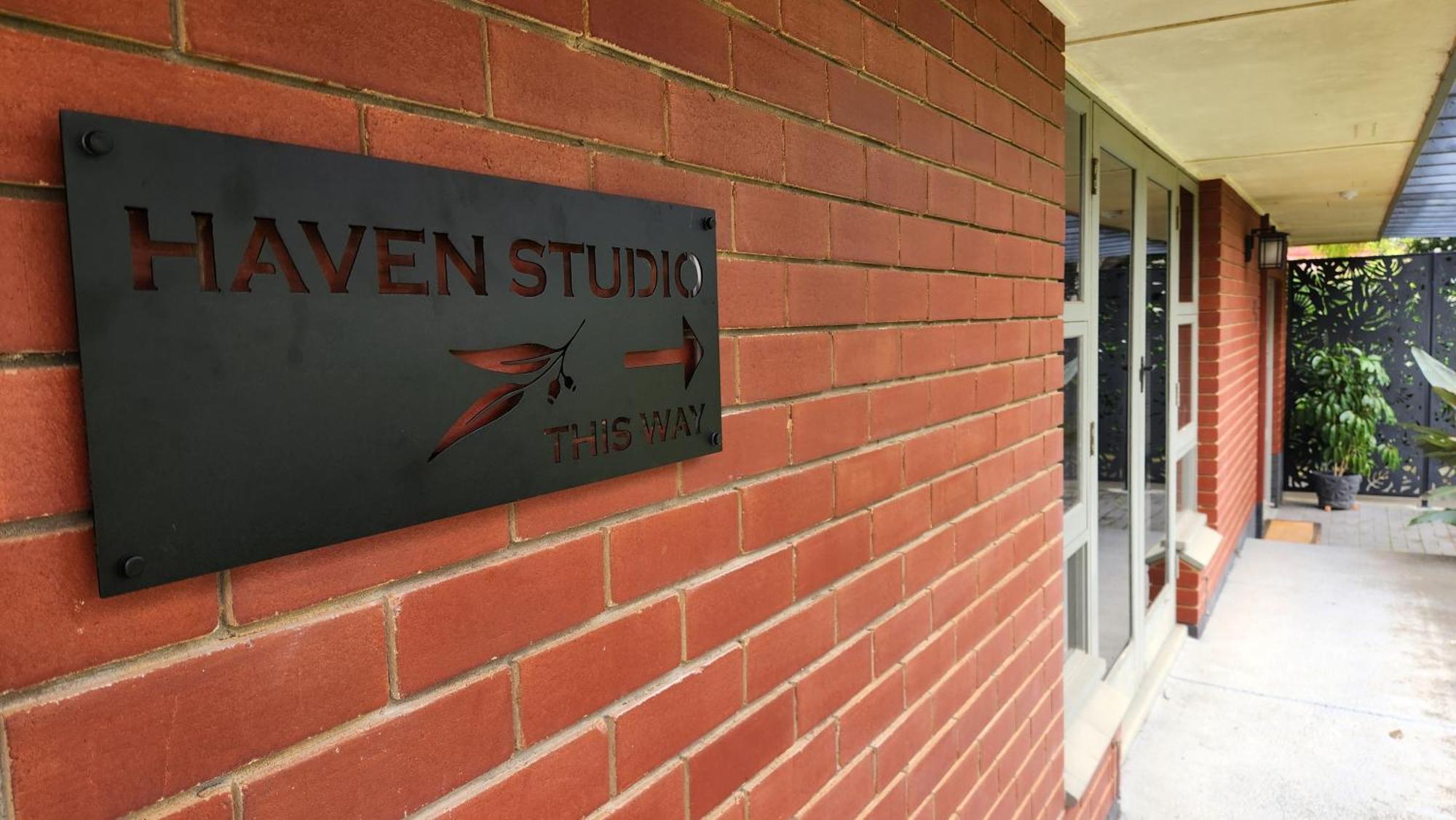 Haven Studio Hideaway Near Airport Perth Exterior foto